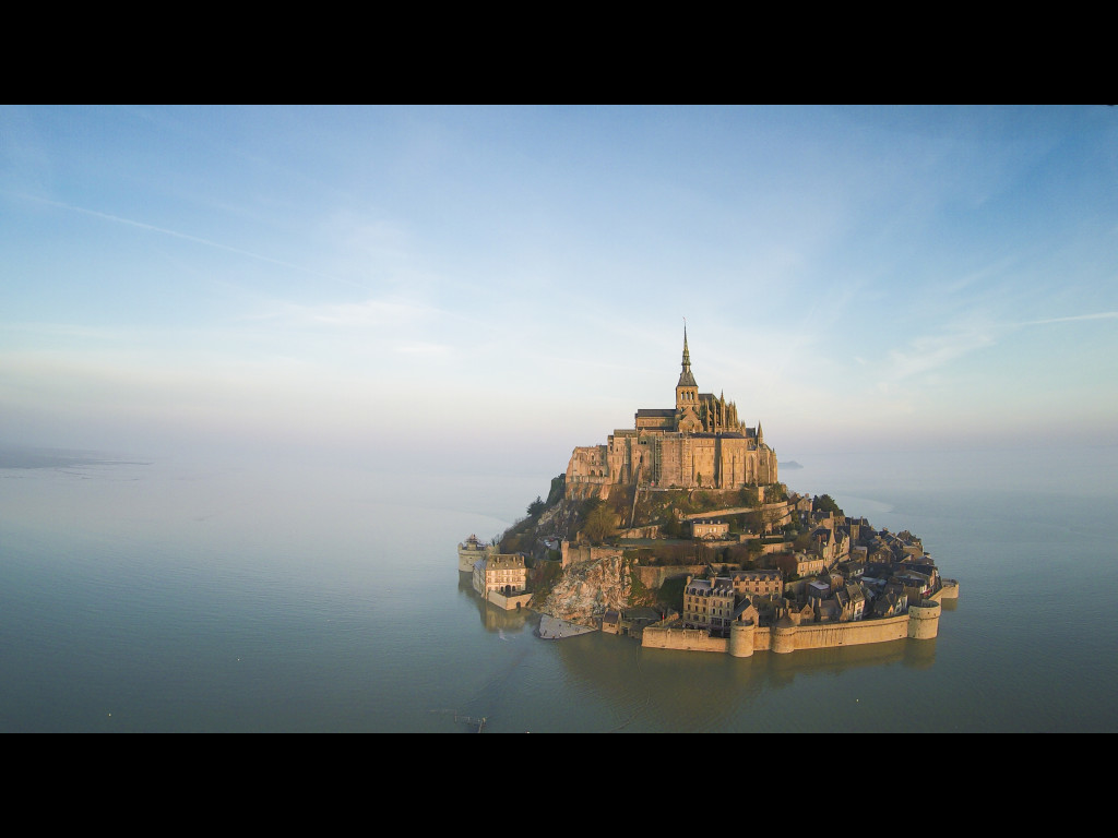 Excursion 2 jours en France au Mont-Saint-Michel. Автобусная экскурсия Франция - остров Le Mont Saint-Michel - 2 дня.